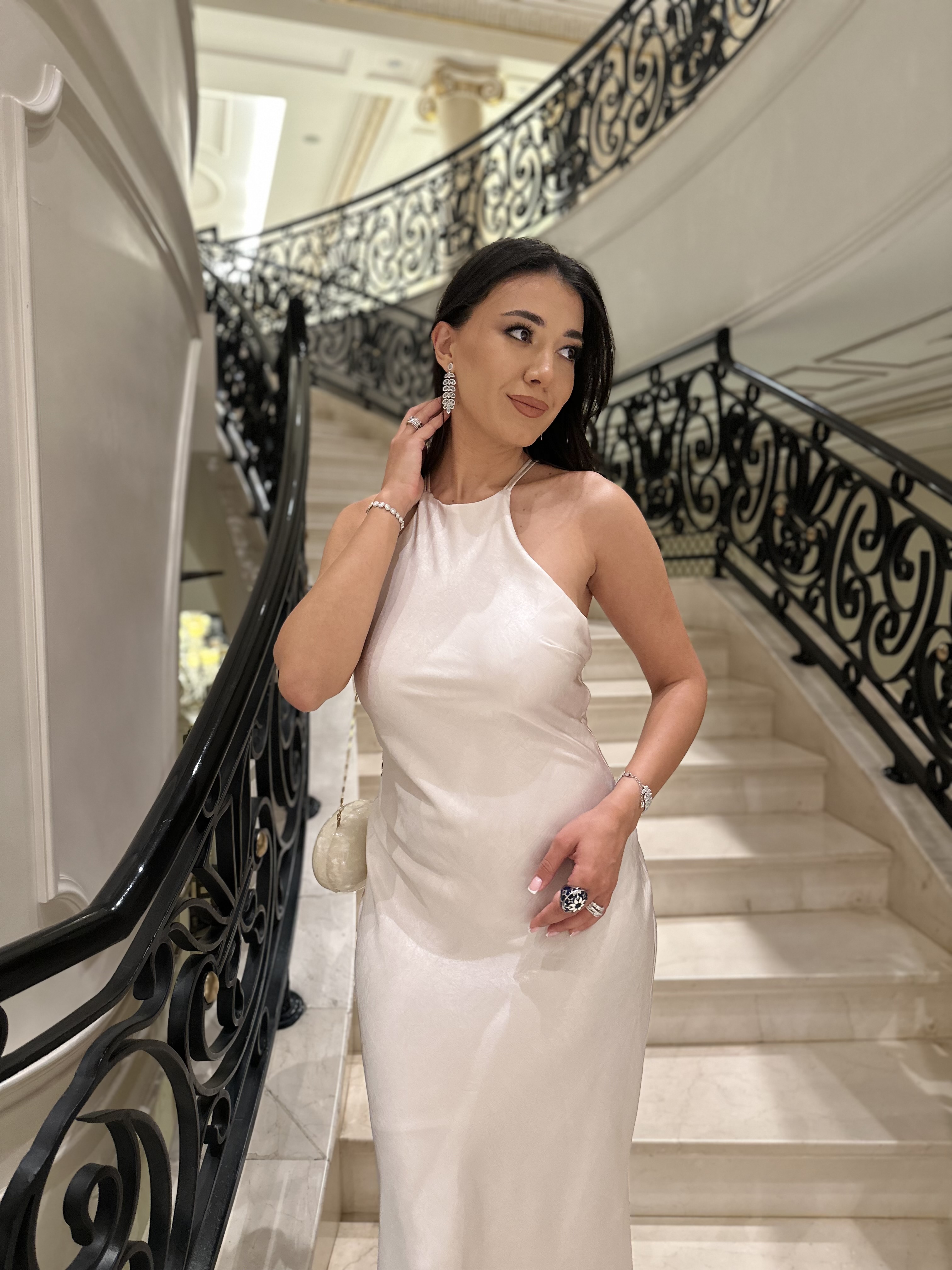 Arzu Kazarnovskis